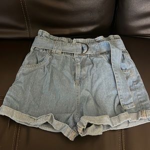 Paper bag denim shorts